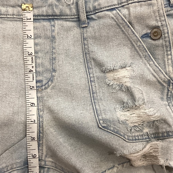 Distressed Overall Shorts, Size M - Picture 5 of 10